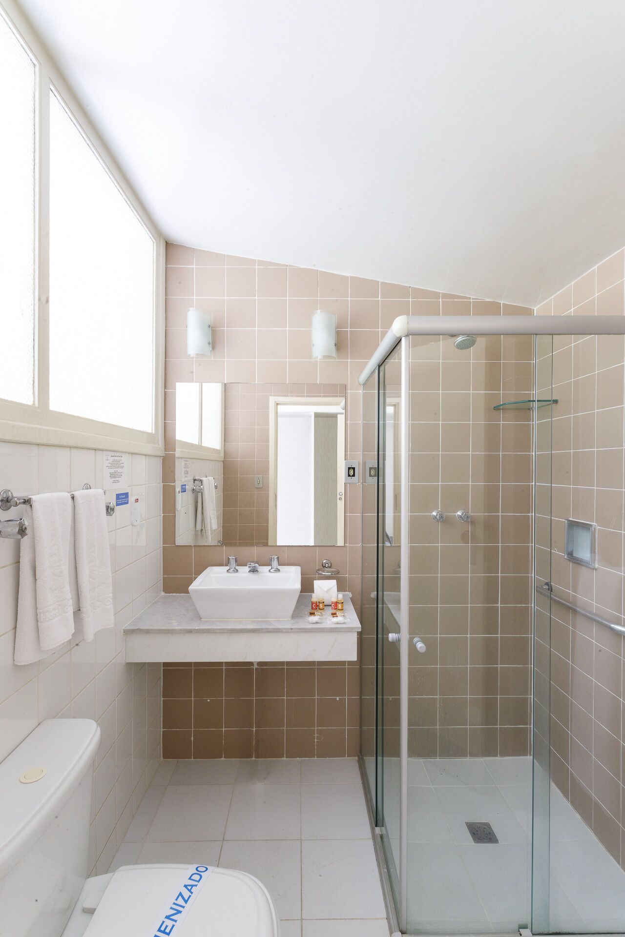 1 bedroom, minibar, desk, laptop workspace