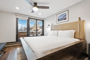 2 bedrooms, internet, bed sheets