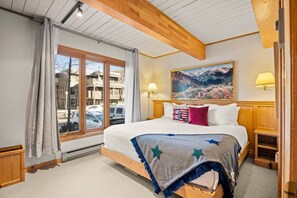 คอนโด (Chateau DuMont 5) | 2 ห้องนอน, ห้องพักตกแต่งอย่างมีเอกลักษณ์, ตกแต่งพิเศษโดยเฉพาะ
