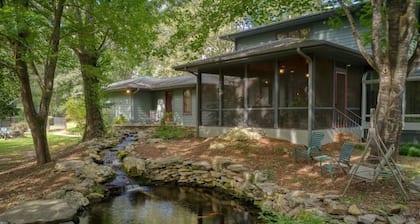 27 Acre Luxury Horse Farm 15 minutes from TIEC