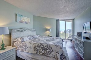 2 bedrooms, desk, free WiFi