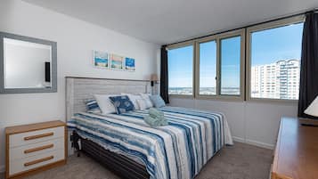 2 bedrooms, iron/ironing board, travel cot, free WiFi