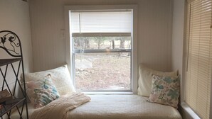 1 多间卧室、床单