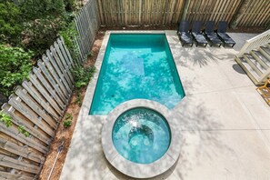 Beheizter Pool