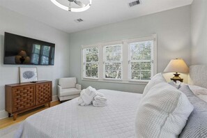 6 slaapkamers, een strijkplank/strijkijzer, gratis wifi, beddengoed