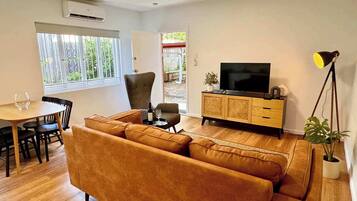 TV, offices