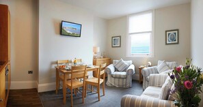 Dining - Apartment 18, The Moorings - Beautifully furnished (Filey)