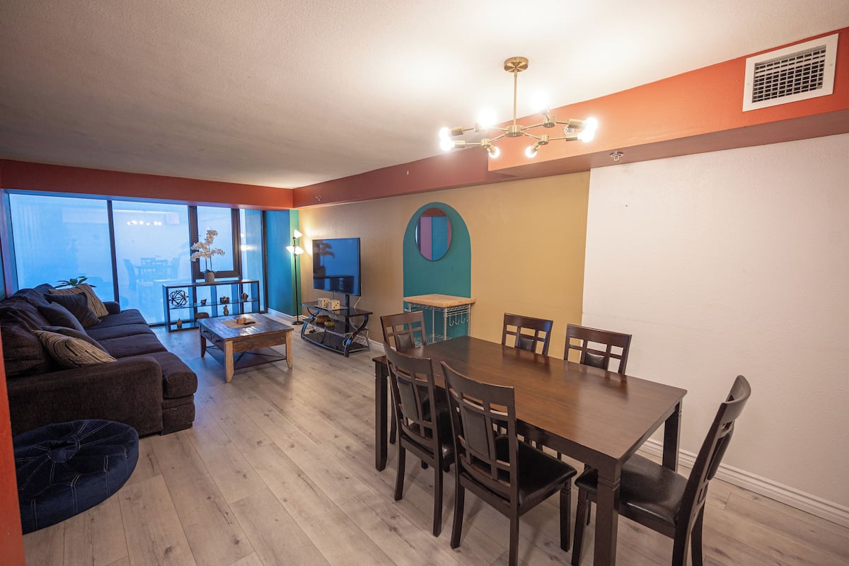 Executive Penthouse, 2 Bedrooms, City View | Living area | Flat-screen TV, DVD player