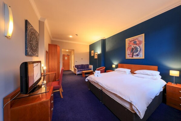 Apartment - Large Central Spacious Studio Apartment With High Ceilings (Nottingham)