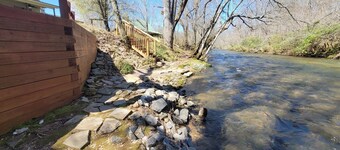 Memory Lane Mountain River Cabin