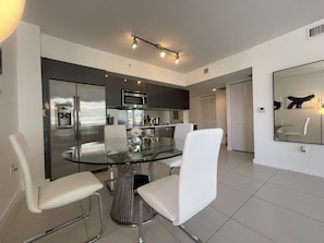Dining - Beautiful apart 2 bed 2 bath , center of Brickell (Brickell)
