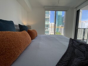 2 bedrooms, desk, iron/ironing board, free WiFi