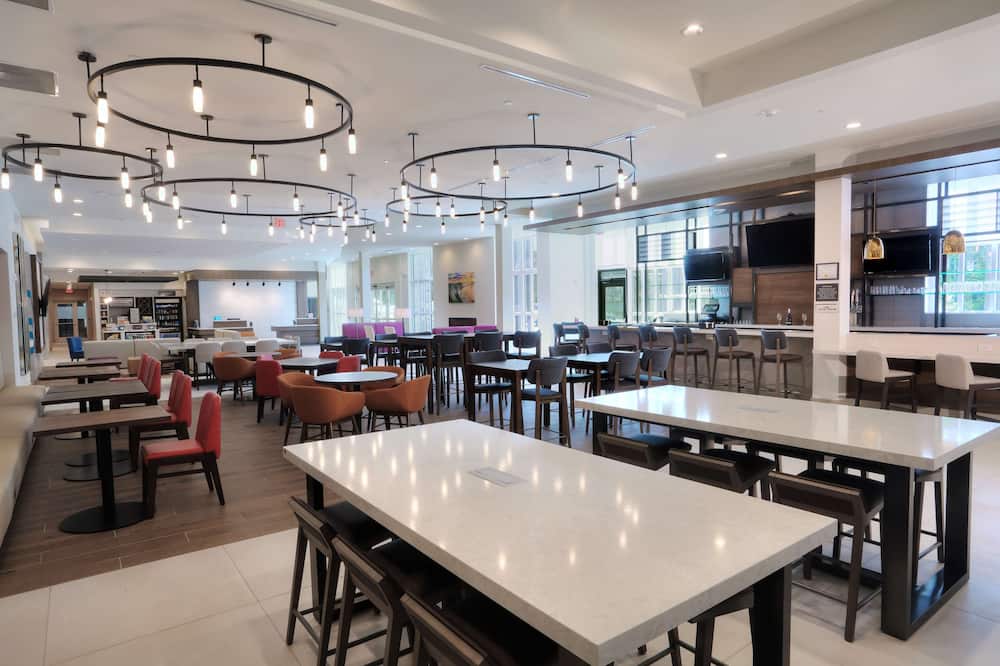 Hilton Garden Inn Bel Air
