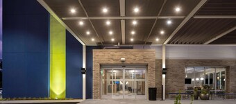 Home2 Suites Downtown Nashville/Metrocenter