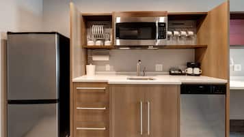 Microwave, coffee/tea maker