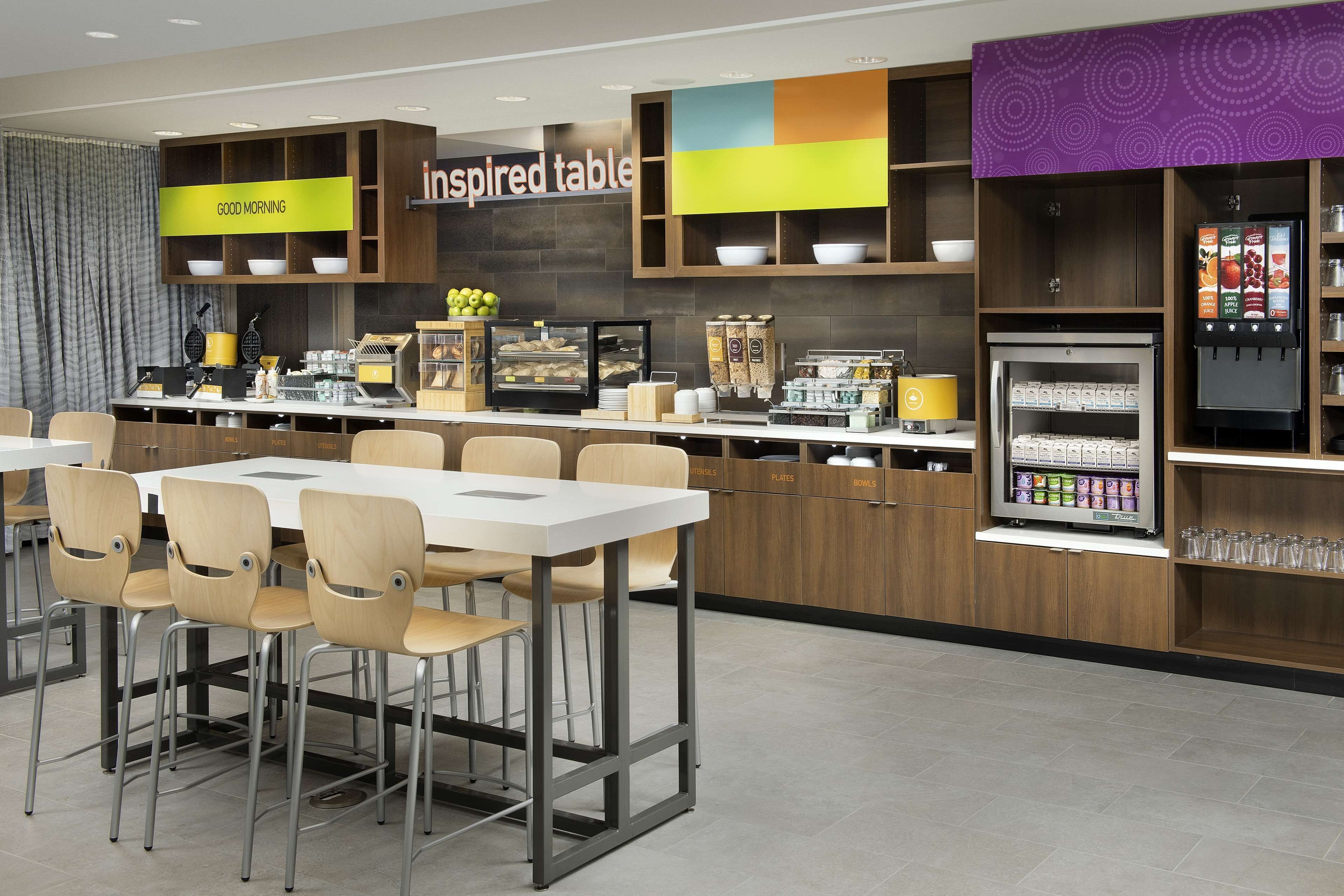 Free daily buffet breakfast