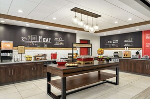 Colazione a buffet inclusa, servita tutte le mattine 