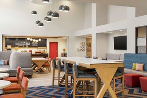 รวมอาหารเช้าแบบบุฟเฟ่ต์ ทุกวัน