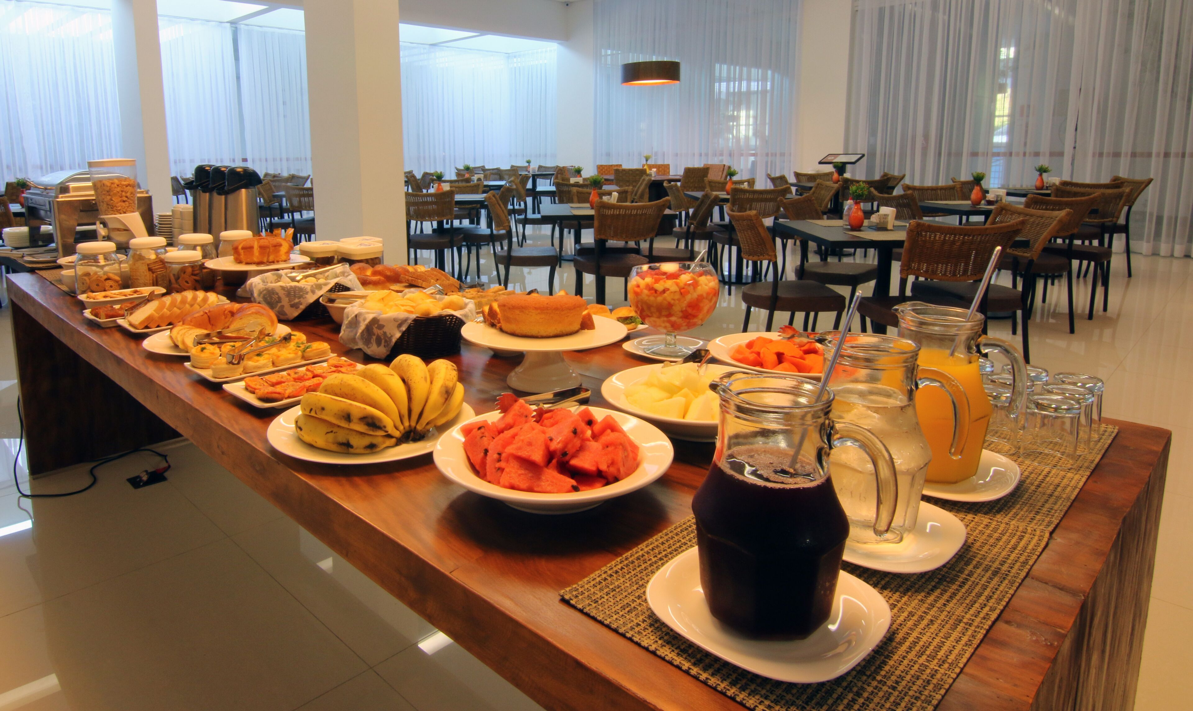 Free daily buffet breakfast
