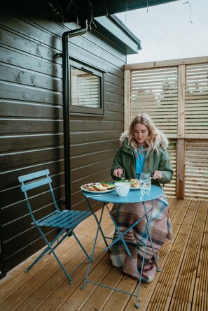 Cabane Deluxe, salle de bains attenante (Cabin) | Terrasse/Patio