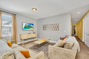 TV - New - 8BR, Pool - Close To Disney (Kissimmee)