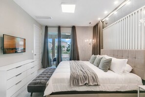 8 Schlafzimmer, Bügeleisen/Bügelbrett, Reisekinderbett, WLAN