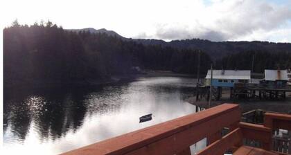 WATERFRONT SUITE RENTAL