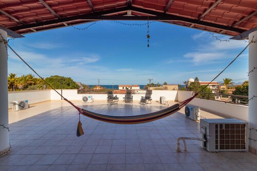 Furnished 1 Bdrm Apt #5 Next to Beach