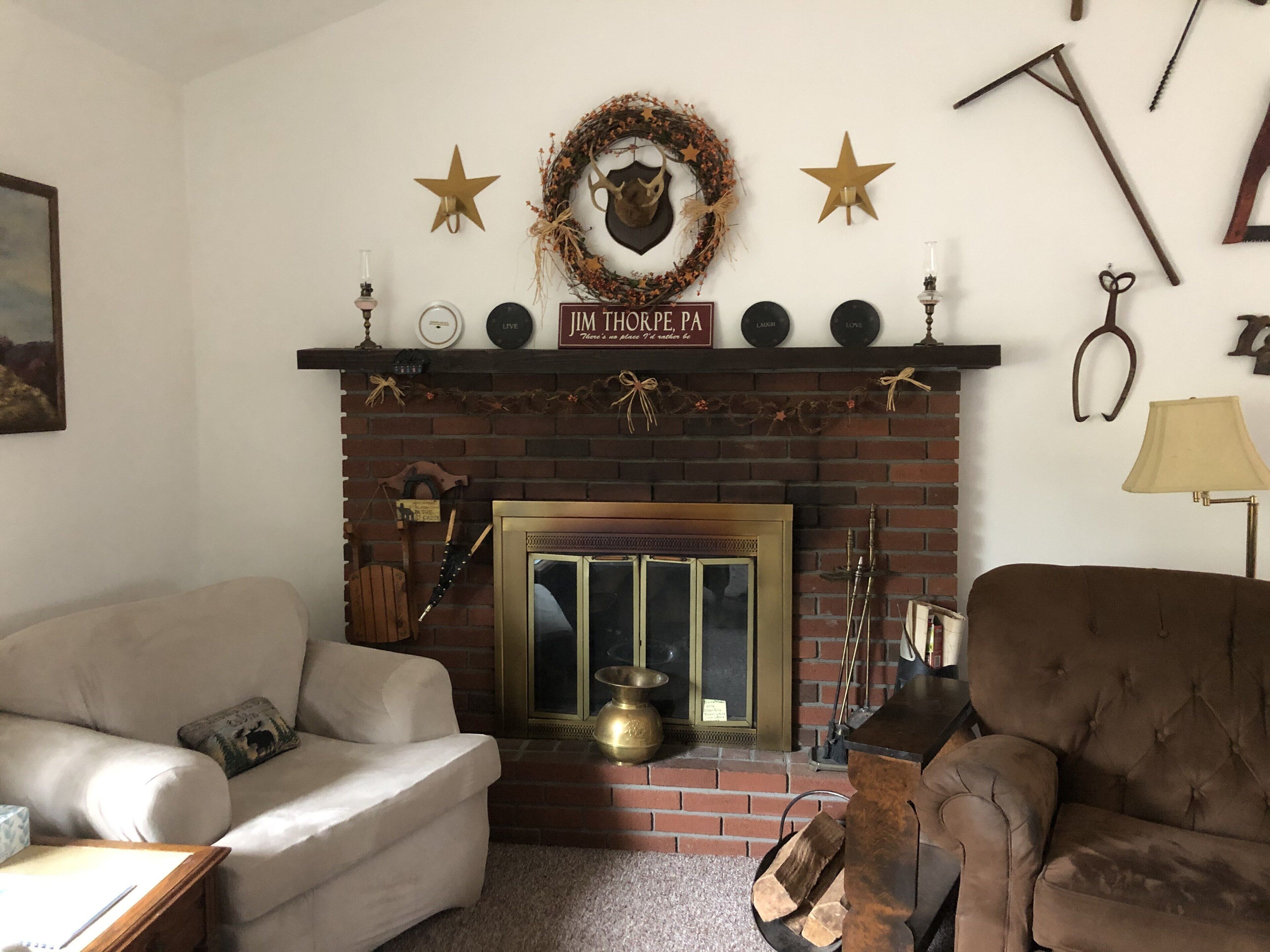 Smart TV, chimenea, videojuegos, reproductor de DVD