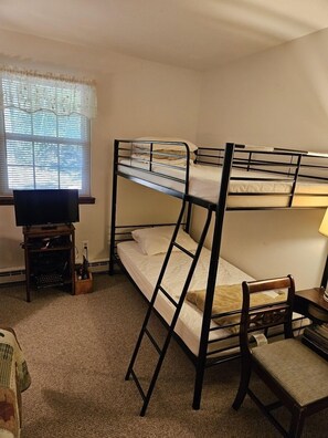 2 bedrooms, free WiFi