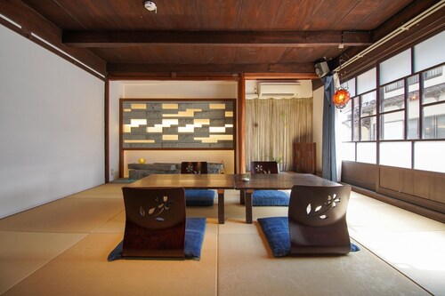 Yururi Private house in the hot spring town / Oda Shimane