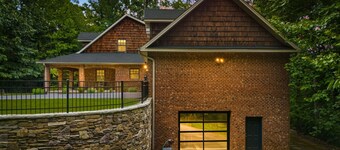The Lodge at The Huntly Estate | Peaceful Mountain Escape | Weddings & Events