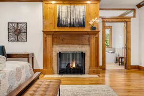 9 bedrooms, iron/ironing board, free WiFi, bed sheets