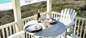 Gulf Front Seaside Iconic Honeymoon Cottage