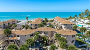 Exterior - Sunny Side Up 2 bed 2 bath steps to the gulf! (Englewood)