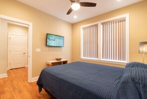3 chambres, fer et planche à repasser, Wi-Fi gratuit, draps fournis