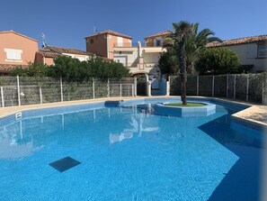 Pool - Beautiful apartment for 4 guests with WIFI, pool, TV, terrace and pets allowed (Agde)