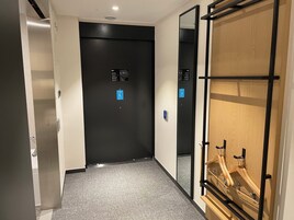Barrier-free twin | In-room safe, blackout curtains, free WiFi, bed sheets