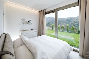 7 bedrooms, WiFi, bed sheets - Tauromenion: elegant villa with panoramic sea view (Letojanni)