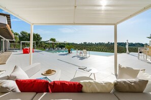 Terrace/patio - Villa Ribera: renovated villa with salt water pool (Ribera)