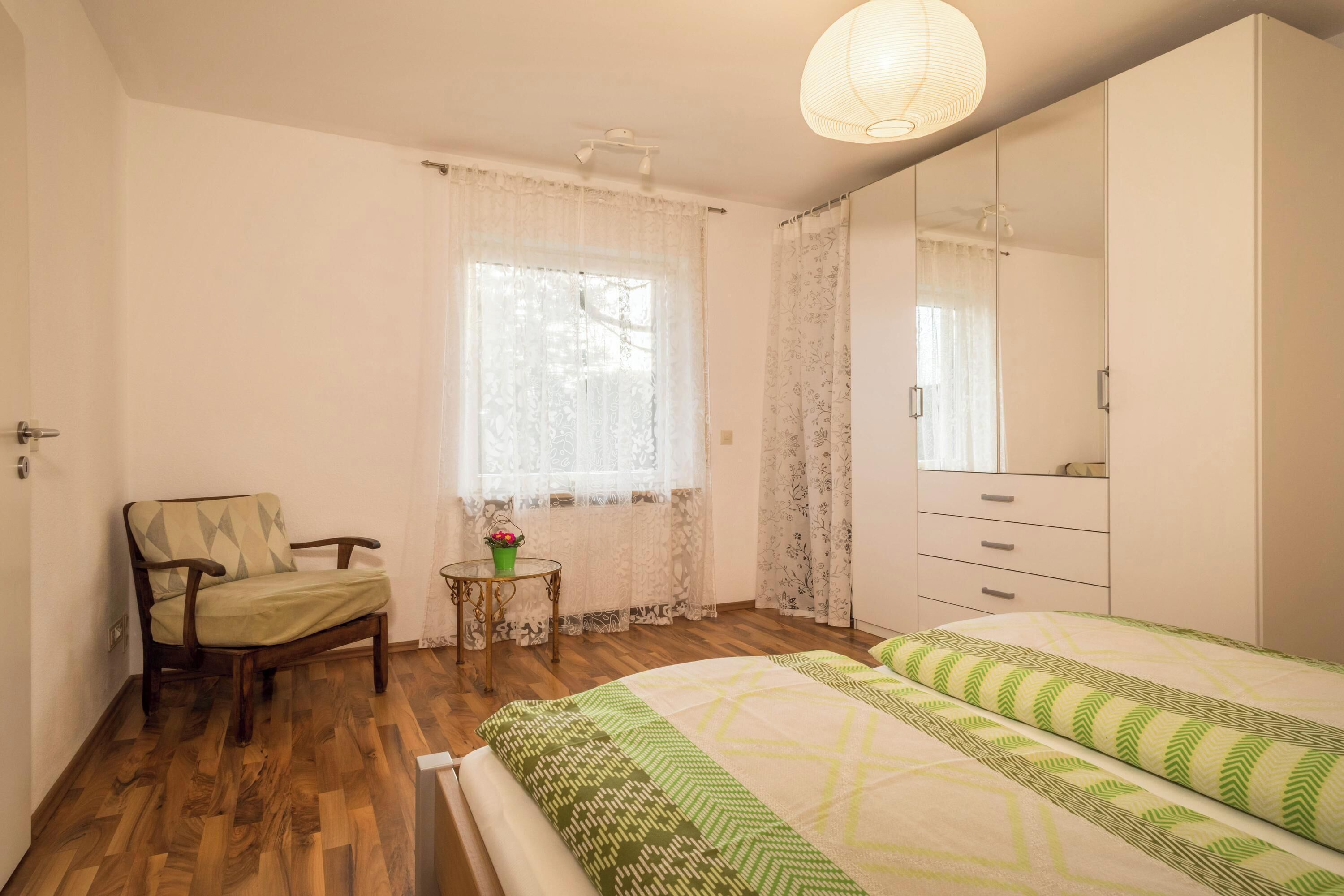 1 quarto, Wi-Fi de cortesia, roupa de cama