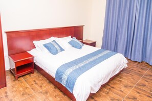 Living room - Marahaba Apartment Hotel (Kampala)