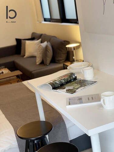 客室内のダイニングエリア