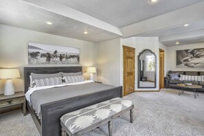 4 bedrooms, WiFi, bed sheets - 4BD Modern Mountain Home, Breathtaking Views, Solace, Nature, Wifi, Hot Tub! (Divide)