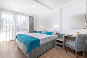 Standard Twin Room | Desk, free cribs/infant beds, free WiFi, bed sheets - Annex Slaven (Crikvenica)