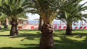 2 piscines extérieures