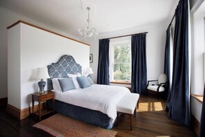 6 chambres, bureau, fer et planche à repasser, Wi-Fi