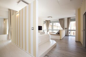 1 bedroom, iron/ironing board, WiFi, bed sheets - Downtown Como-Luxury Flat (Como)