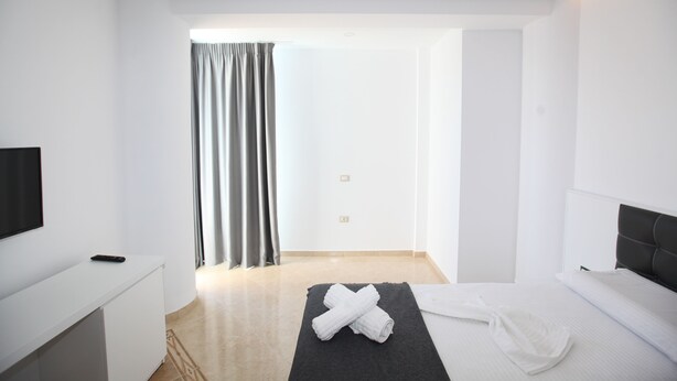 Unclassified image, 1 of 79, button - Nika Hotel (Sarandë)
