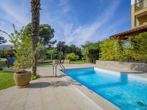 Seasonal outdoor pool - Apartments with Shared Pool Villa Rossella 1 (Rovinj)